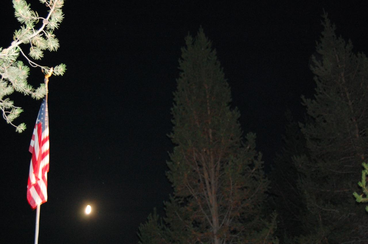 136 Flag and Moon 1