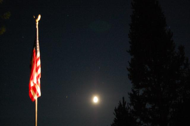 139 Flag and Moon 3